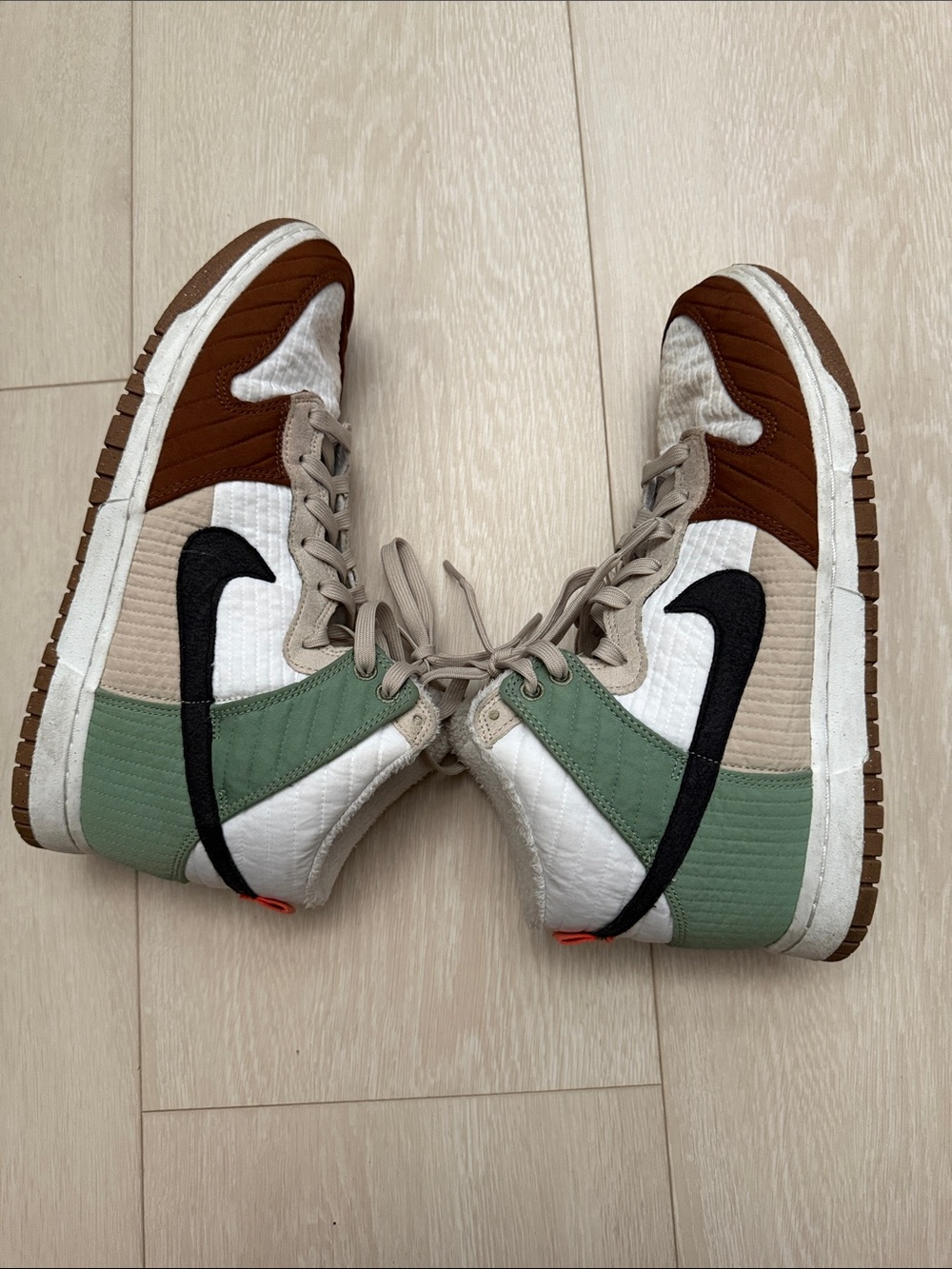 Nike Next Nature Toasty White Brown Green Dunks Sneakers with Black Swoosh - Picture 11 of 12